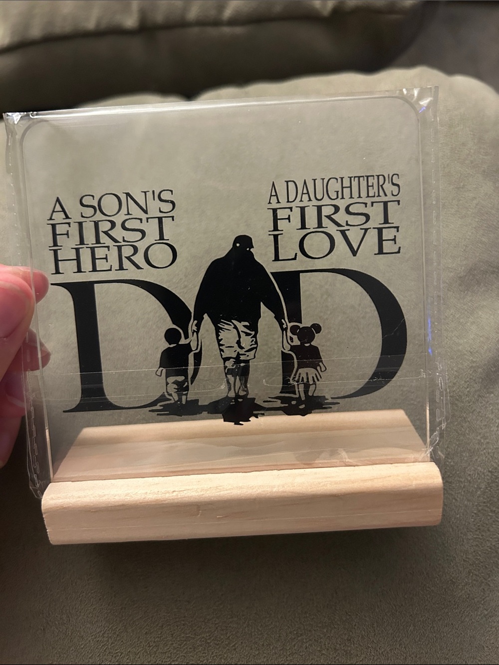 Dad Glass Plaque with Wooden Stand - Black 4inx4in